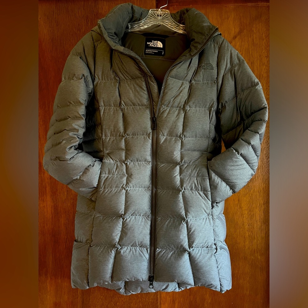 Very Nice North Face Down Parka Jacket